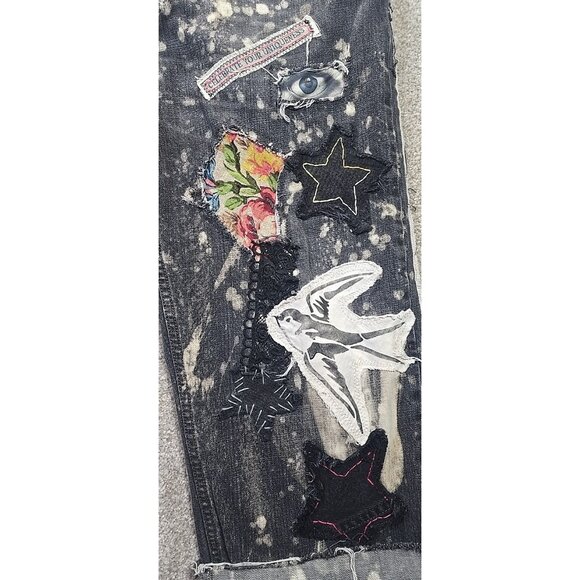 OOAK Magnolia Boho Reworked Levi Jeans Upcycle Indie Cat Boyfriend Adjusts 30-38 - Picture 2 of 16